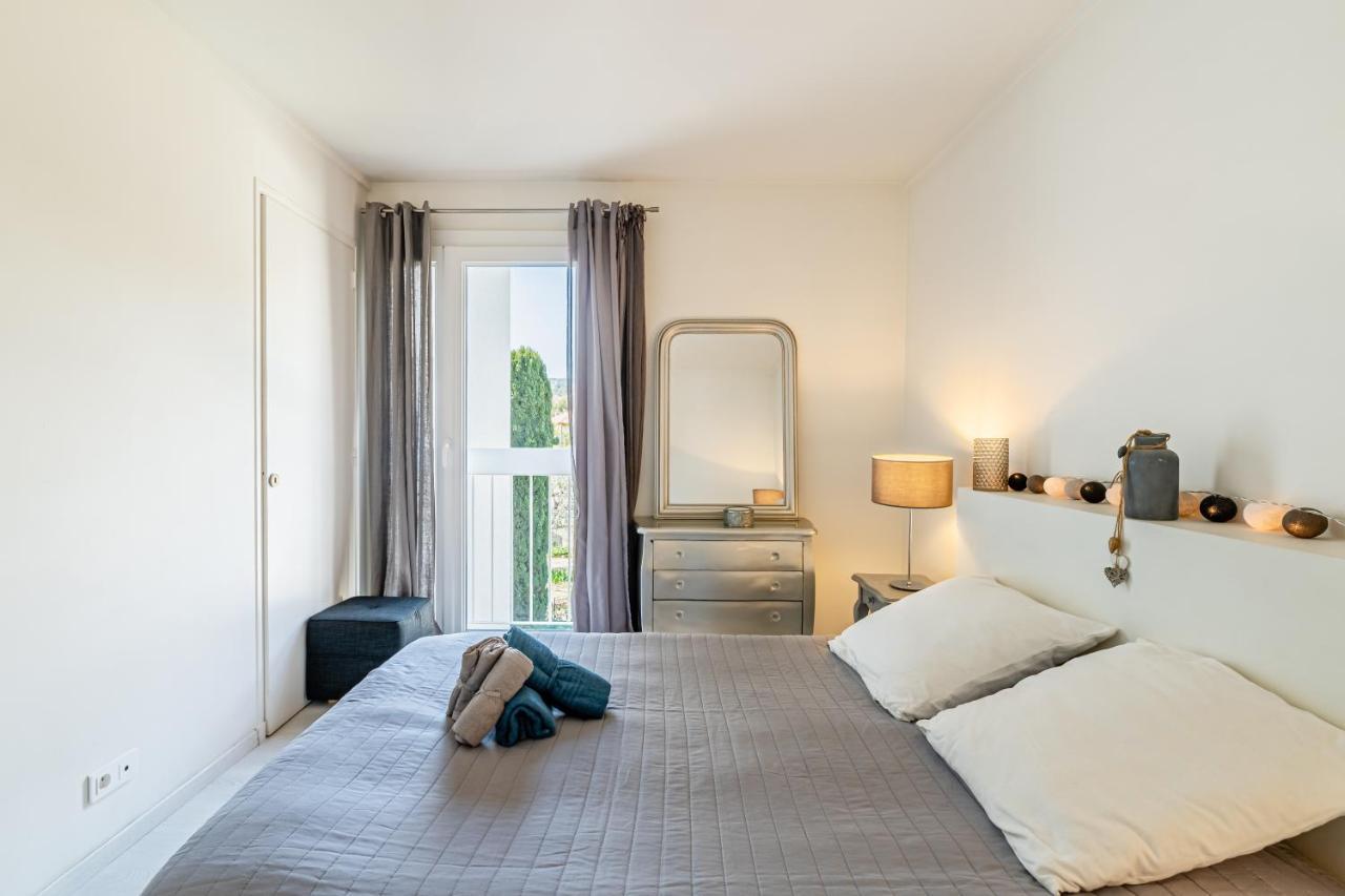 Cassis Center Apartment Luaran gambar